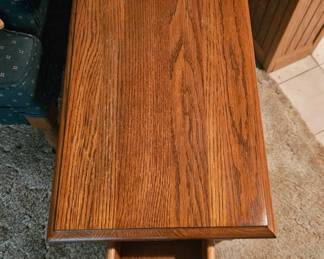 Oak End Table with Drawer B second image