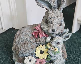 Charming Tails Bunny Family Figurine