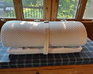 Deluxe Twin Size Mattress Topper