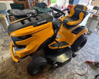 Cub Cadet XT2 LX46 (46") Kohler Lawn Tractor (24 Hour Usage)