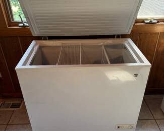 GE Small Chest Freezer