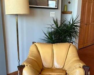 MCM Brazilian Modernist Percival Lafer MP-211 lounge chair, 1974