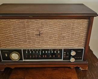 antique zenith radio