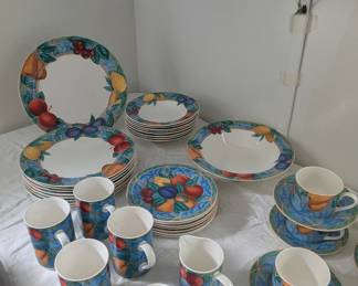 Victoria Beale Forbidden Fruit porcelain dinner set