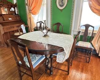 Antique Table with extra Leaf & 6 Chairs