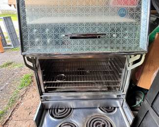 "Bewitced" Frigidaire Custom Deluxe Stove & Oven