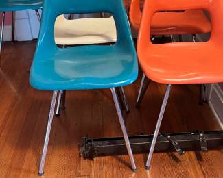 7 Fiberglass Chairs