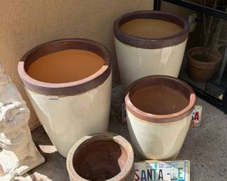 Lots of pots