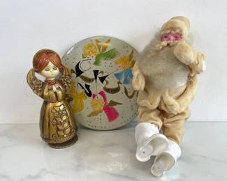 Lot 7090 Vintage Harold Gale Santa Claus Ardco Musical Christmas Angel Bon Bon Tin