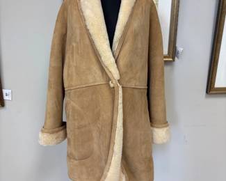 Lot 7371 Vintage Jackson Hole Traders Leather Shearling Coat