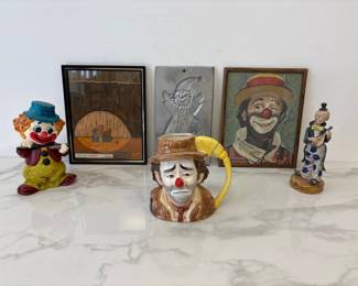 Lot 7136 Vintage Clown Figurines Music Boxes Cookie Mold Original Paintings Art