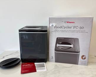Lot 7188 Vitamix Food Cycler FC50 Composting Garden Accessory