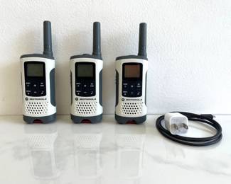 Lot 7199 Motorolla Walkie Talkies