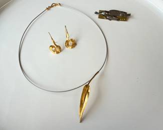 Lot 7443 Sterling Silver Leaf Pendant Earrings Mixed Metal Far Fetched Artisan Rabbit Brooch Pin Jewelry