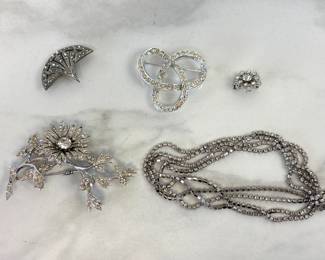 Lot 7495 Vintage Rhinestone PinsBrooches Necklace Emmons Unmarked