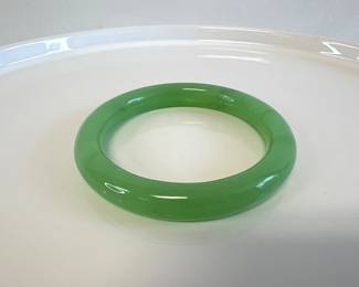 Lot 7308 Vintage Green Jade Bangle Bracelet Jewelry