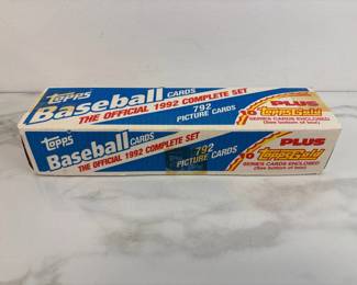 Lot 7511 1992 Topps Baseball Cards Official Complete Set Sealed