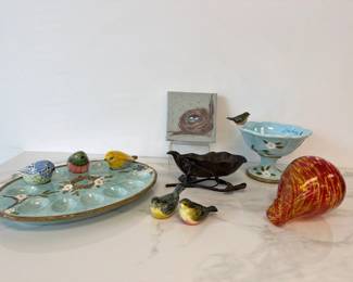 Lot 7366 Natural Bird Themed Serving Ware Art More