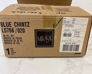 Lot 7146 Mikasa Blue Chintz China 20 pc. set