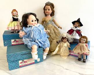 Lot 7082 Vintage Madame Alexander Dolls