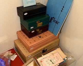 Items Located In The 1st Bedroom (MASTER)