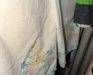 Items Located In The 2nd Floor 1st Bedroom