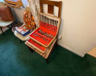 Items Located In The Dining Room