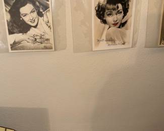 Items Located In The 1st Bedroom (MASTER)