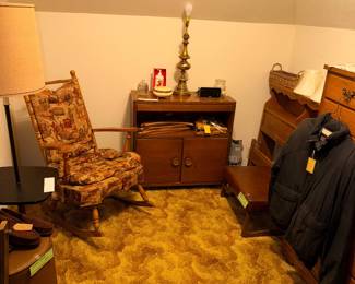 Items Located In The 2nd Floor 2nd Bedroom