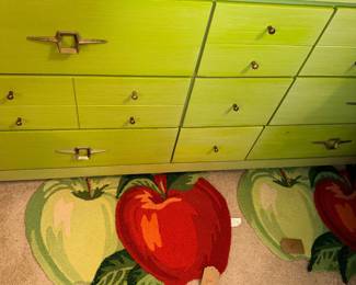 Items Located In The 2nd Floor 1st Bedroom
