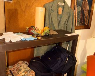 Items Located In The 2nd Floor 2nd Bedroom