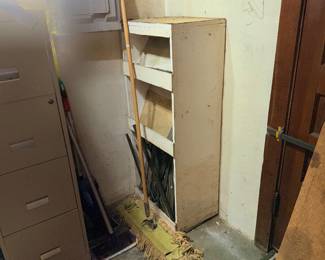 Items Located In The Lower Un-Finished Tool Room