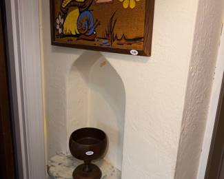 Items Located In The Central Hallway