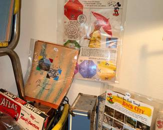 Items Located In The 2nd Bedroom (Vintage Toys & Games ~ Sewing)