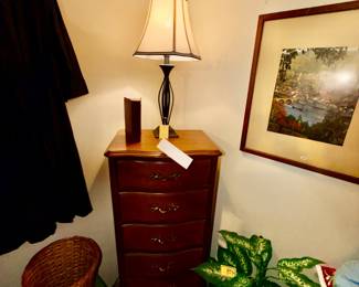 Items Located In The 2nd Floor 2nd Bedroom