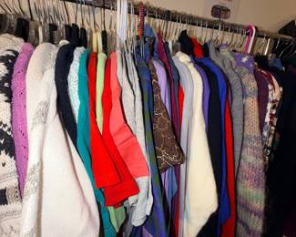 Items Located In The 2nd Floor 2nd Bedroom