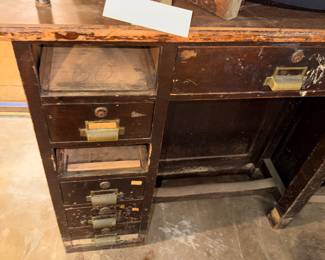 Items Located In The Lower Un-Finished Tool Room
