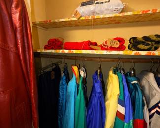 Items Located In The 1st Bedroom (MASTER)