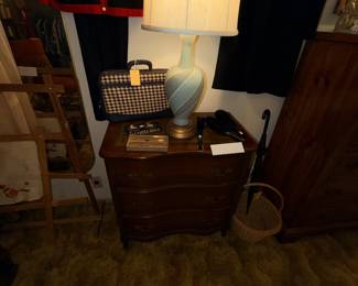 Items Located In The 2nd Floor 2nd Bedroom