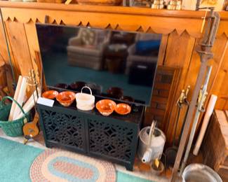 Items Located In The Family Room