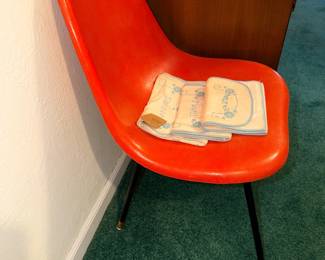Items Located In The Dining Room