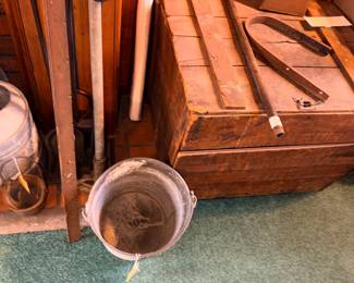 Items Located In The Family Room