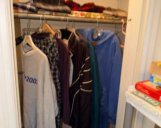 Items Located In The 2nd Bedroom (Vintage Toys & Games ~ Sewing)