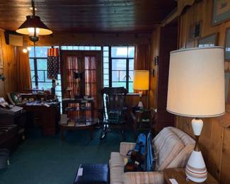 Items Located In The Family Room