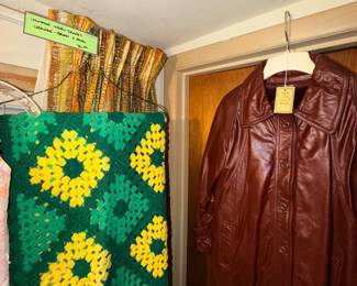 Items Located In The 2nd Floor 2nd Bedroom
