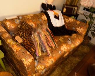 Items Located In The 2nd Floor 2nd Bedroom