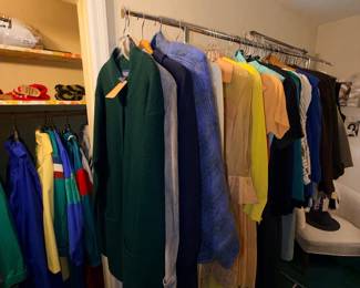 Items Located In The 1st Bedroom (MASTER)