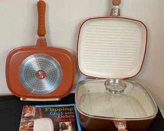 CC Cooks Companion Flip Pans With Lid And Cook Book