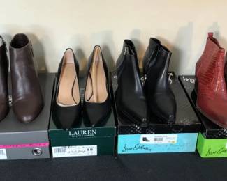 Womens Shoes Sized 7.5 8 Ralph Lauren Black Pumps Sam Edelman Vince Camaro