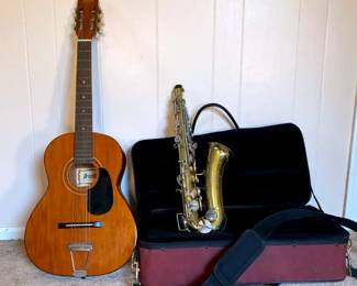 02 Vintage Con Alto SaxophoVintage Gremlin G10A Classical Acoustic Guitar, Vintage ConnAlto Saxophone
